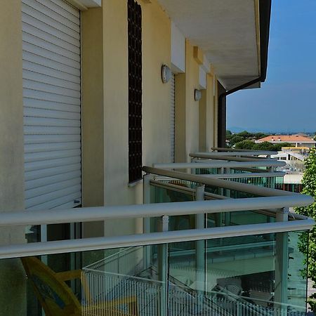Hotel Bamar Pinarella Exterior photo